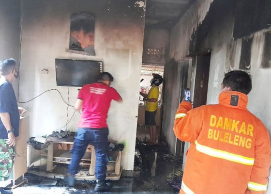 Nusabali.com - ditinggal-sembahyang-rumah-terbakar