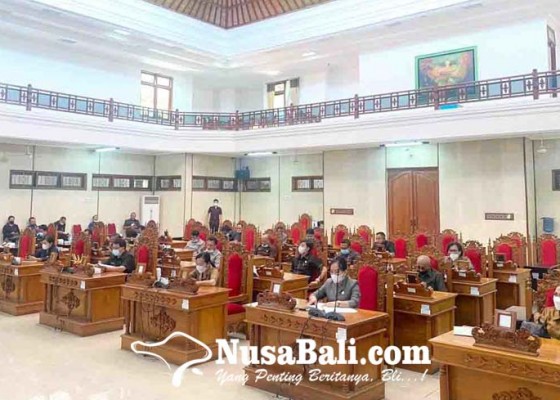 Nusabali.com - pemkab-kucurkan-bantuan-sosial-hingga-program-pemberdayaan