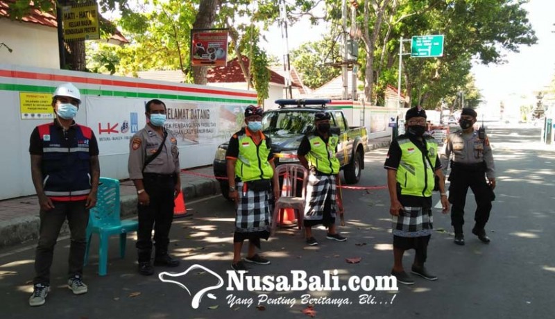 www.nusabali.com-ppkm-darurat-pantai-matahari-terbit-sanur-dijaga-ketat-pecalang-dan-polisi