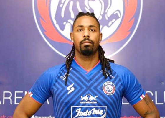 Nusabali.com - arema-fc-perkenalkan-striker-portugal