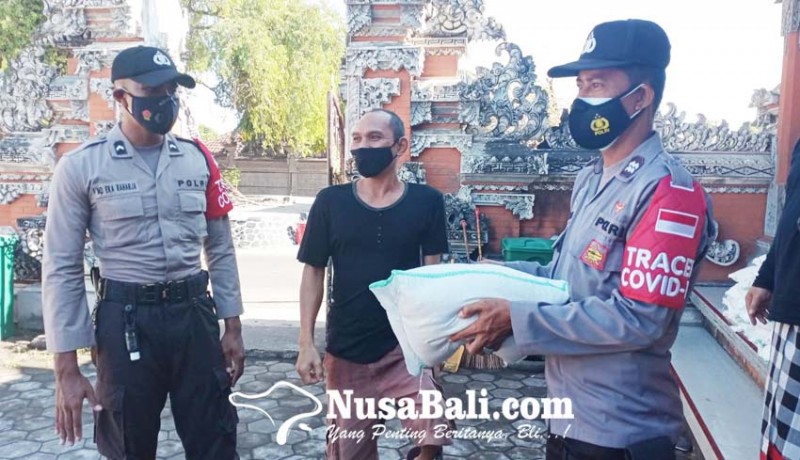 www.nusabali.com-desa-adat-galiran-bagi-beras-36-ton